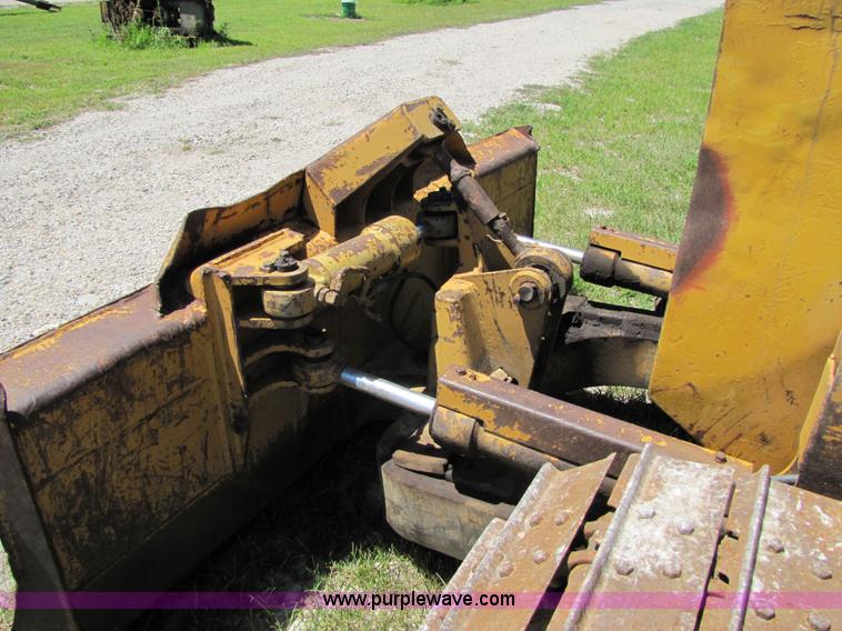 image for item 7197 1985 Komatsu D31A-17 dozer