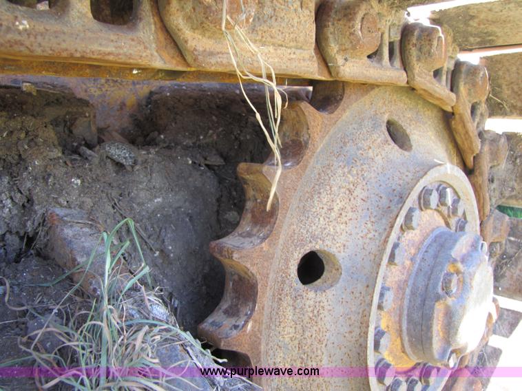image for item 7197 1985 Komatsu D31A-17 dozer