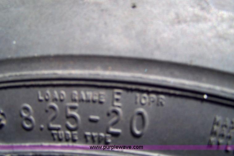 image for item 8265 1975 Chevrolet C60 truck