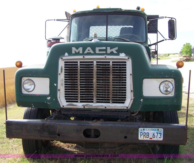 image for item 8268 1979 Mack truck