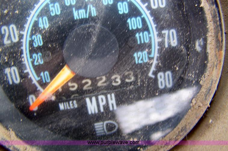 image for item 8268 1979 Mack truck