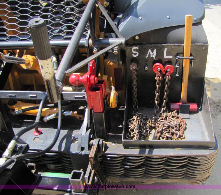 image for item 9006 1996 Case 570LXT loader