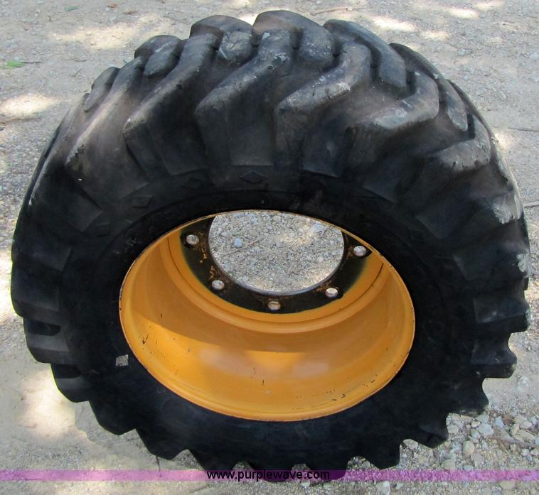 image for item 9006 1996 Case 570LXT loader