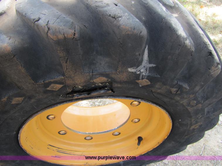 image for item 9006 1996 Case 570LXT loader