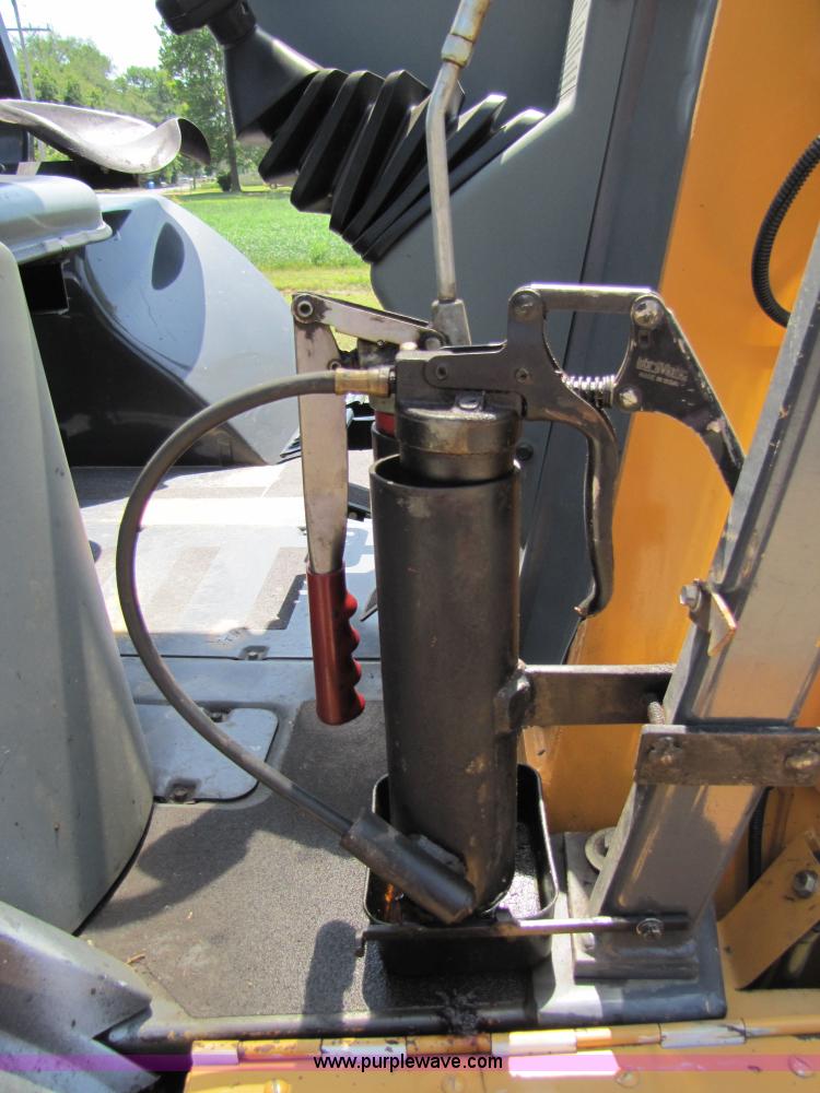 image for item 9006 1996 Case 570LXT loader