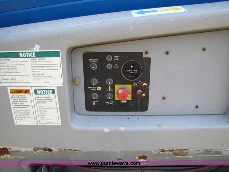 image for item 9009 2001 Genie Z-20/8N boom lift