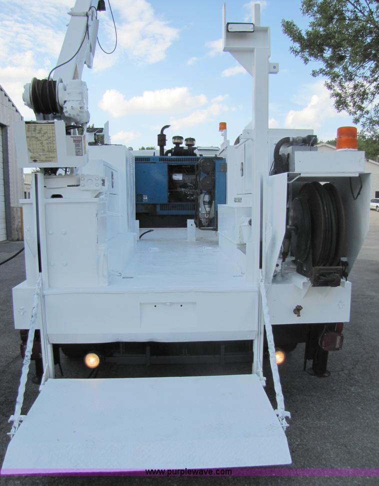 image for item 9010 2003 Freightliner FL 70 service truck