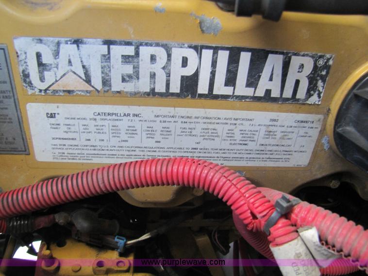 image for item 9010 2003 Freightliner FL 70 service truck