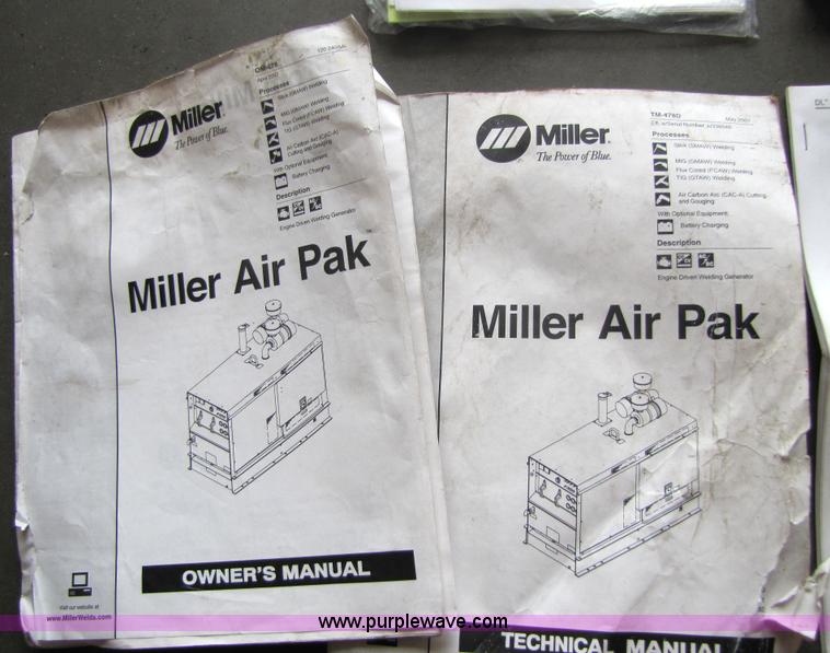 image for item 9010 2003 Freightliner FL 70 service truck