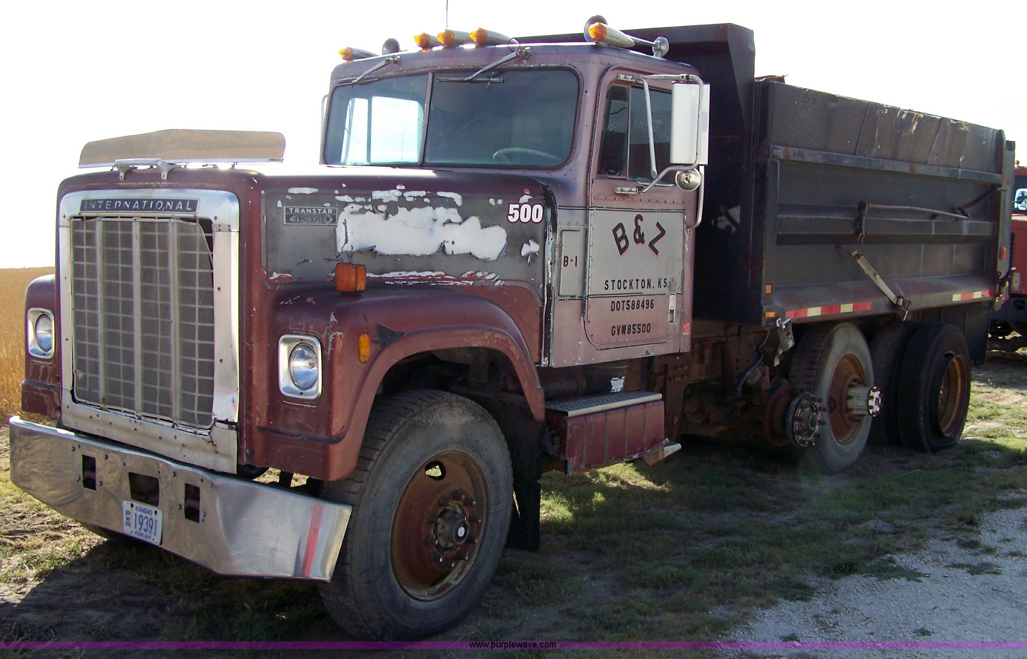 1979 International Transtar F4370 dump truck in Hays, KS Item 8257