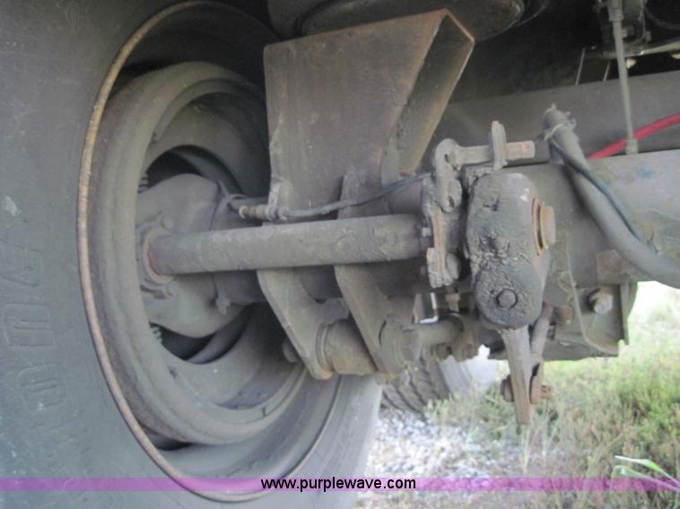 image for item 4092 1999 Wabash 53' reefer trailer