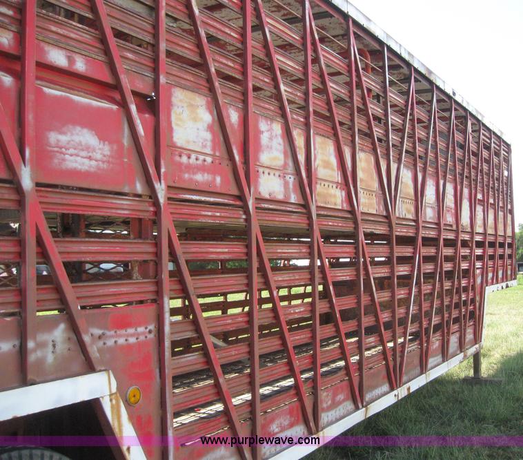 image for item 6141 1965 Chamberlain cattle pot