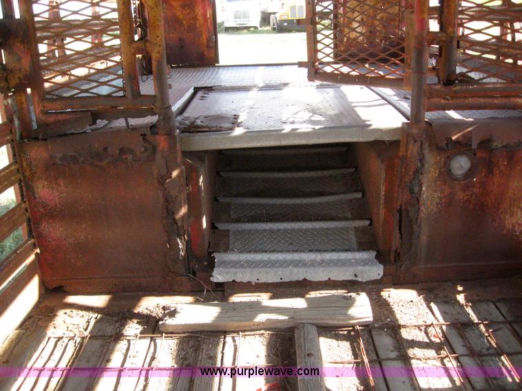 image for item 6141 1965 Chamberlain cattle pot