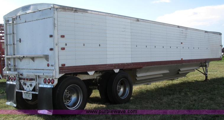 image for item 6142 1978 Timpte grain trailer