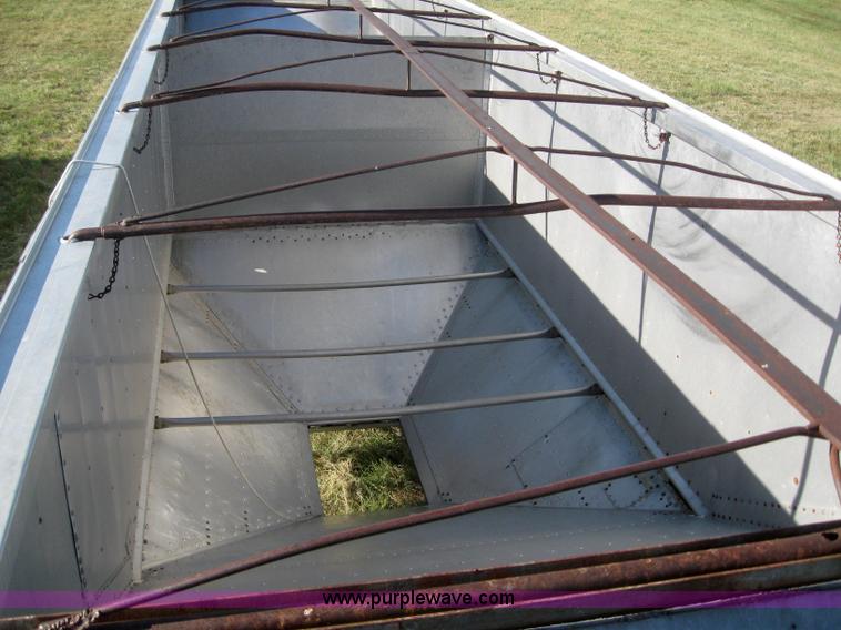 image for item 6142 1978 Timpte grain trailer