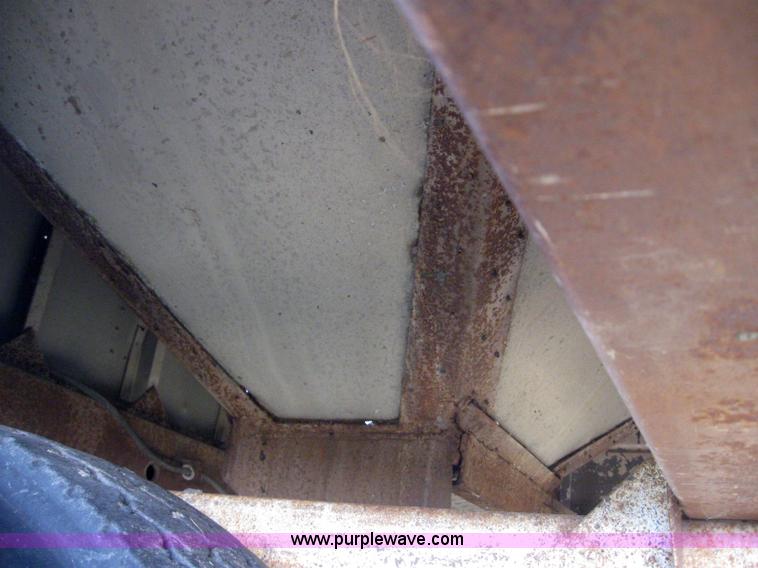 image for item 6142 1978 Timpte grain trailer