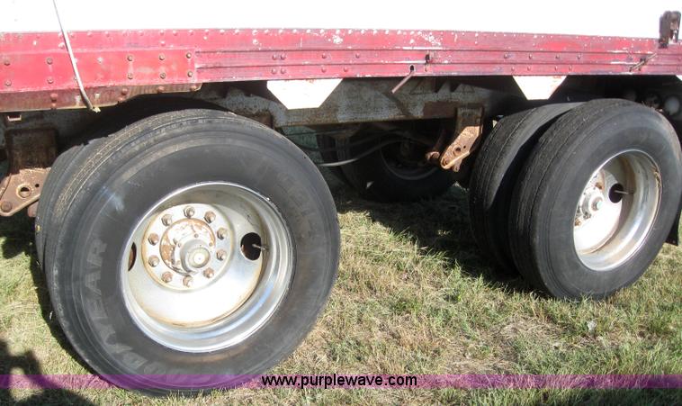 image for item 6142 1978 Timpte grain trailer