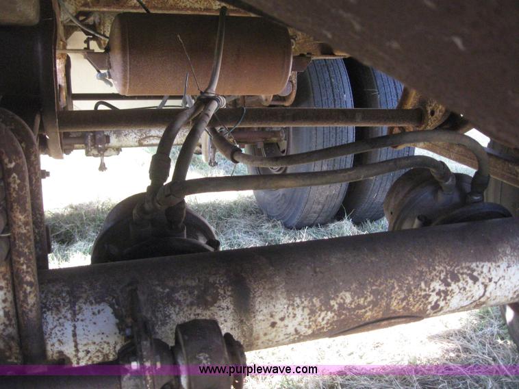 image for item 6142 1978 Timpte grain trailer