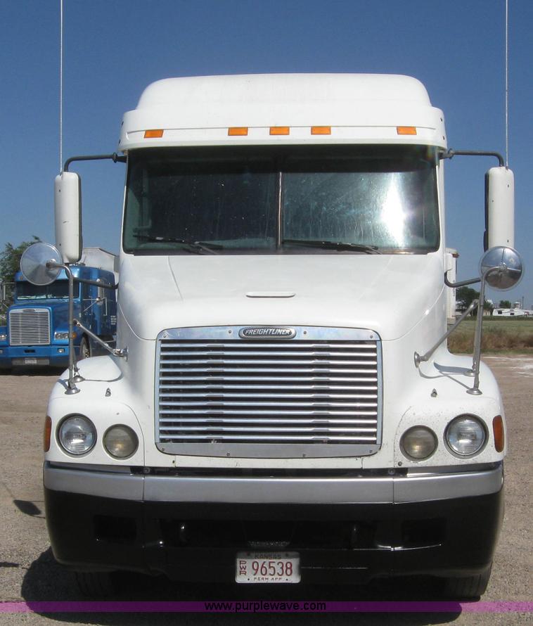 image for item 6163 2003 Freightliner ST 120 semi
