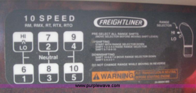 image for item 6163 2003 Freightliner ST 120 semi