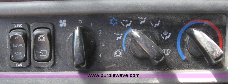 image for item 6163 2003 Freightliner ST 120 semi