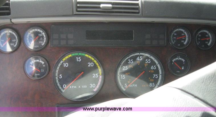 image for item 6163 2003 Freightliner ST 120 semi