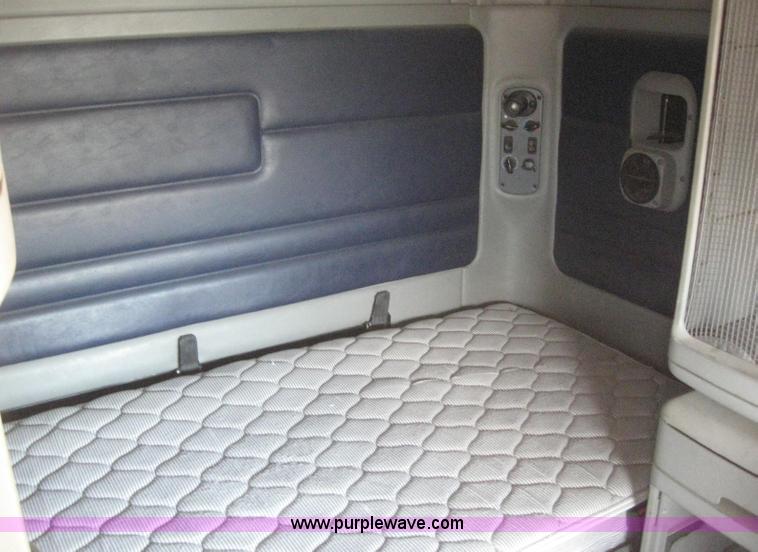 image for item 6163 2003 Freightliner ST 120 semi