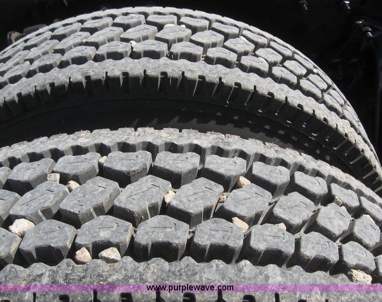 image for item 6163 2003 Freightliner ST 120 semi