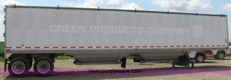 image for item 7208 1999 Wilson Convert a Hauler grain trailer