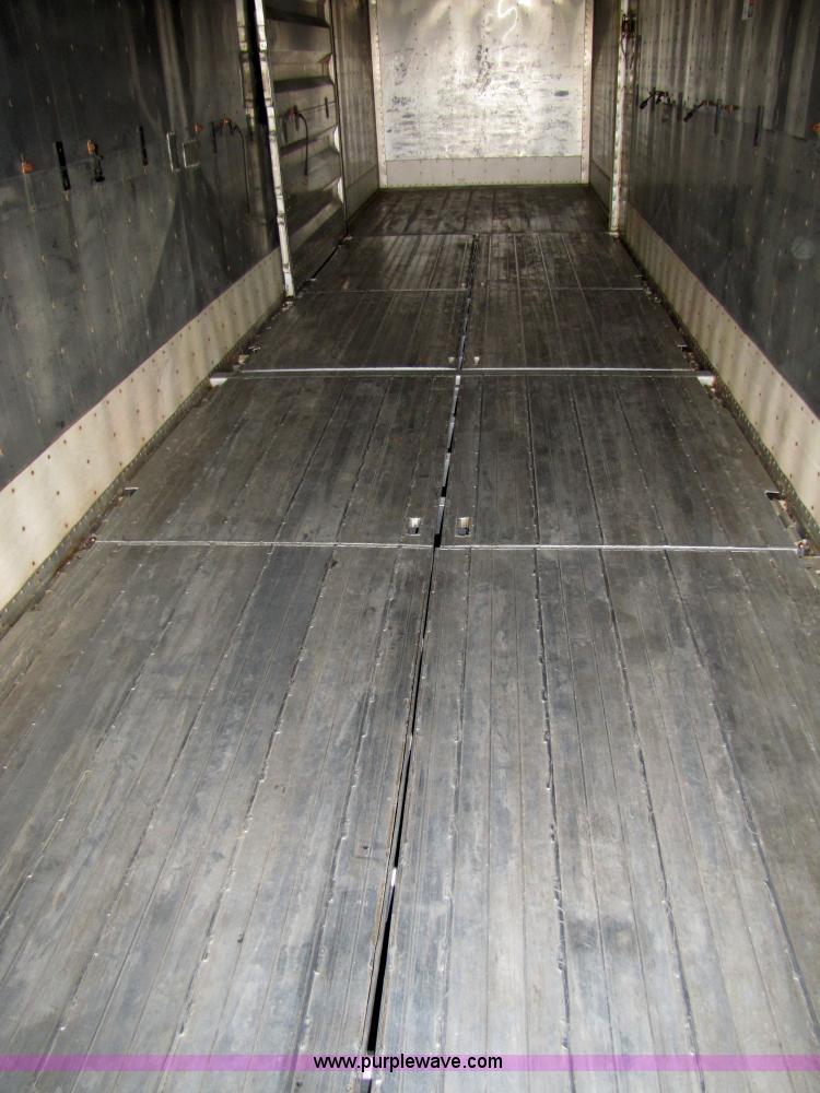 image for item 7208 1999 Wilson Convert a Hauler grain trailer