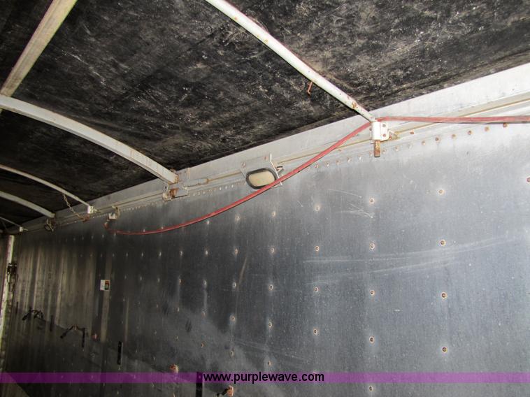 image for item 7208 1999 Wilson Convert a Hauler grain trailer