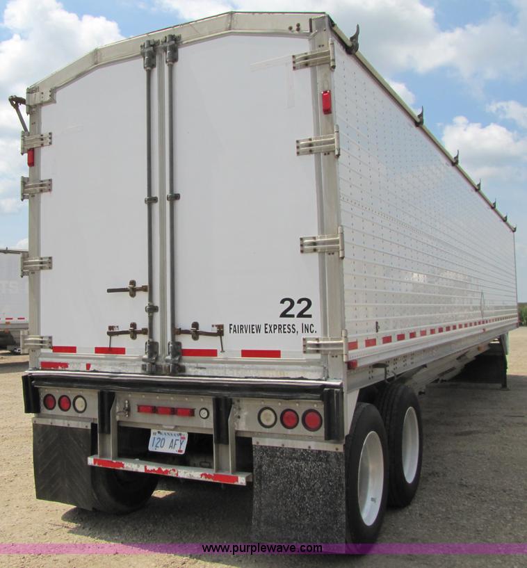 image for item 7210 1999 Wilson Convert a Hauler grain trailer