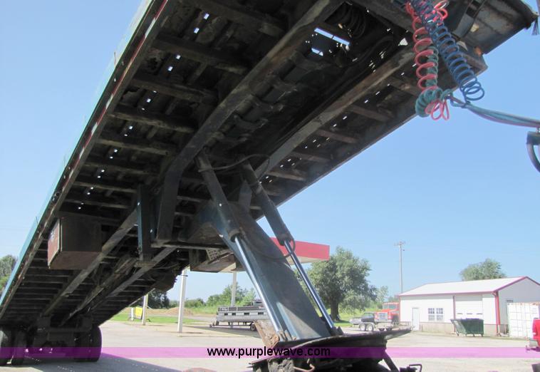 image for item 7240 1998 Landoll Haulall trailer