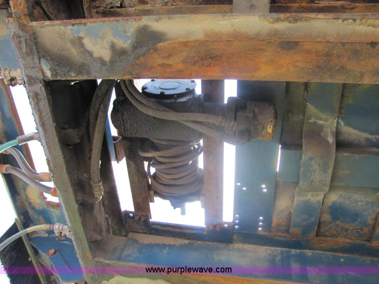 image for item 7240 1998 Landoll Haulall trailer