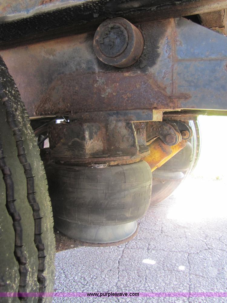 image for item 7240 1998 Landoll Haulall trailer