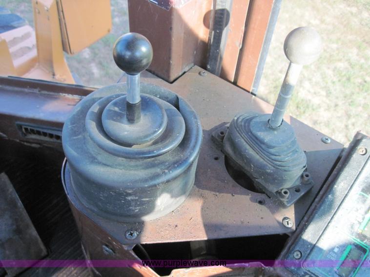 image for item 3023 1989 Case 621 wheel loader