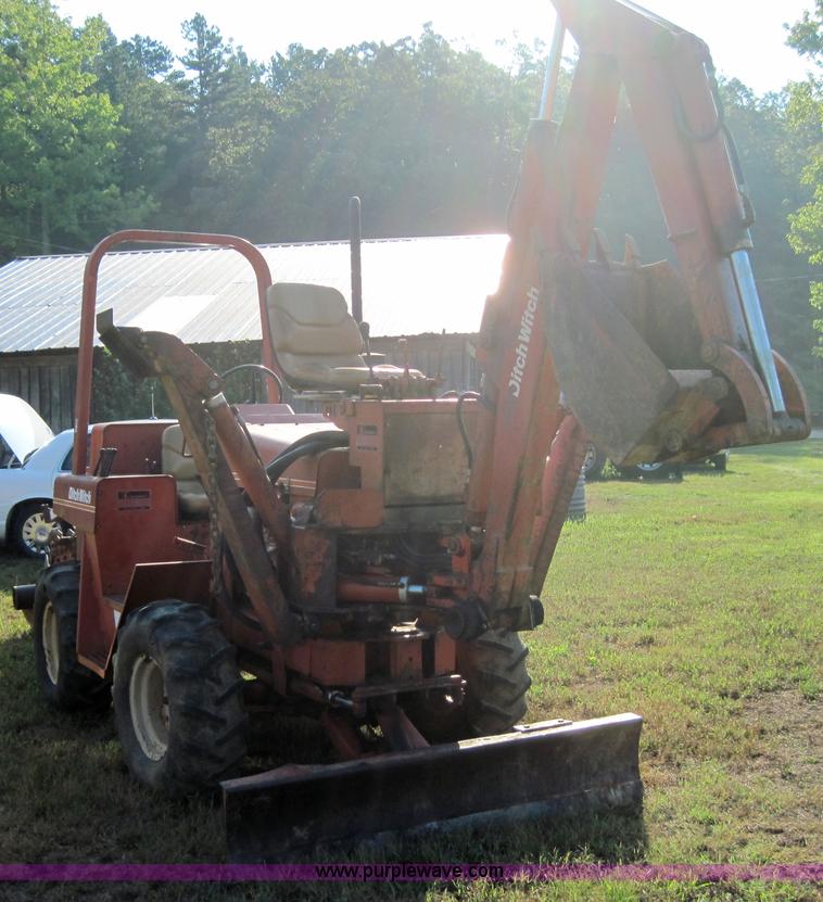image for item 3025 Ditch Witch 4010 trencher with backhoe