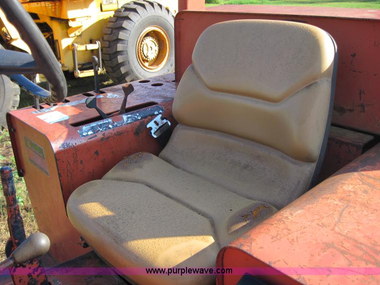 image for item 3025 Ditch Witch 4010 trencher with backhoe