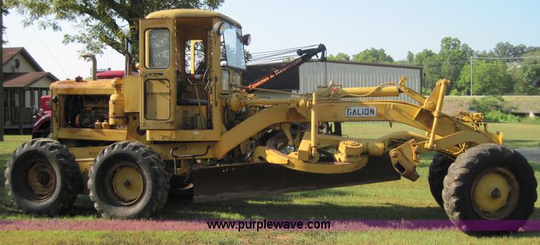 image for item 3026 Galion motor grader