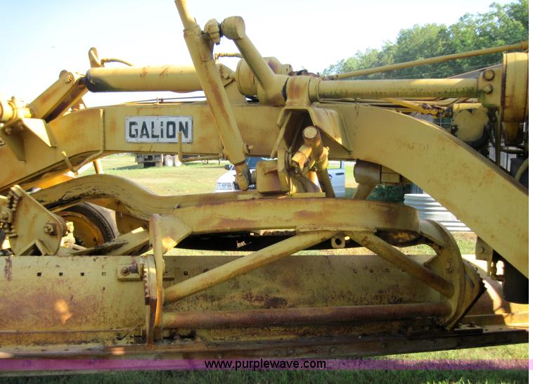 image for item 3026 Galion motor grader