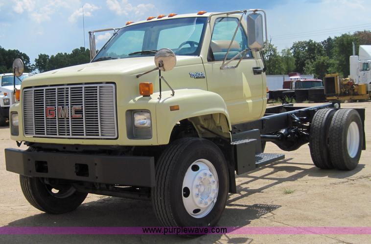 image for item 3923 1995 GMC Topkick C7H042 truck