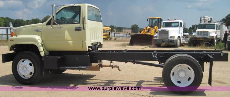 image for item 3923 1995 GMC Topkick C7H042 truck