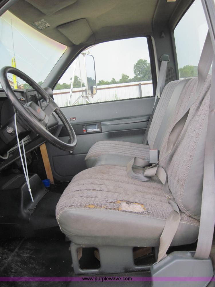 image for item 4457 1991 GMC Topkick SLE