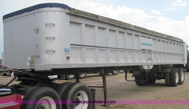 image for item 4459 1993 Tibrook 38' dump trailer