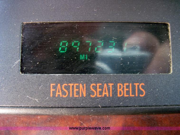 image for item 4461 1999 Freightliner Century Class semi truck