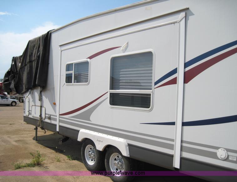 image for item 4474 2007 Jayco Jay Flight fifth wheel travel trailer