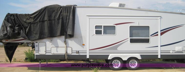 image for item 4474 2007 Jayco Jay Flight fifth wheel travel trailer