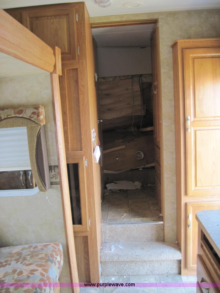 image for item 4474 2007 Jayco Jay Flight fifth wheel travel trailer