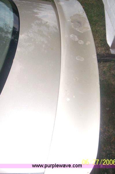 image for item 1001 1997 Saturn S-Series SL2