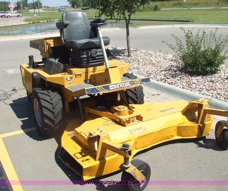 image for item 2000 Excell 3200 Hustler riding mower